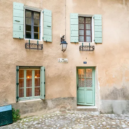 De Provence Nyaraló *